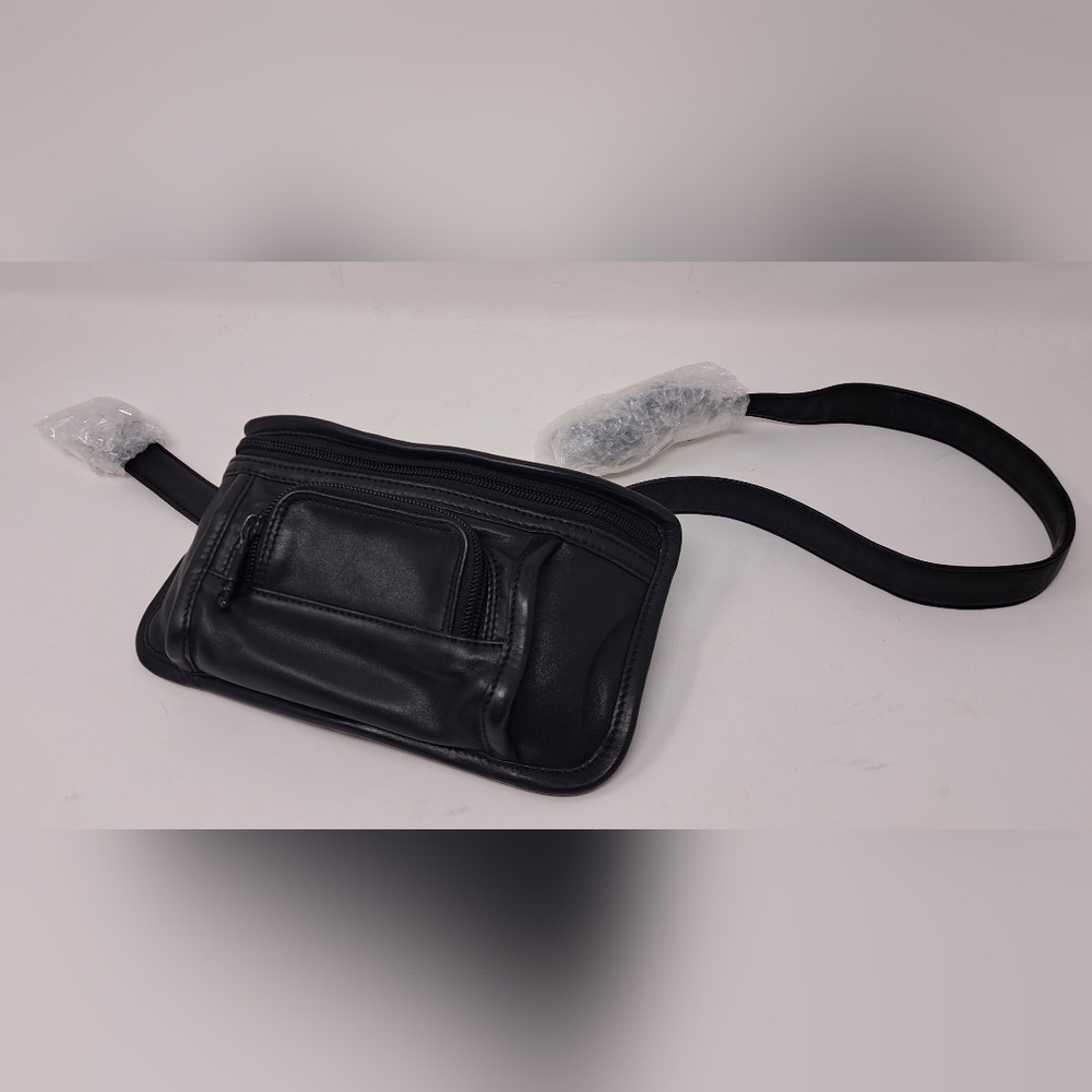 NWT Tumi Unisex Waist Bag Genuine Leather Fanny Belt Bag vintage Y2K 8.5 x 5"